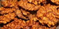 Como Fazer Pé de Moleque Simples de Amendoim